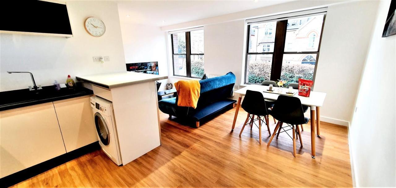 Cliftonville Heights - 2 Bed Home Away From Home Нортхамптън Екстериор снимка