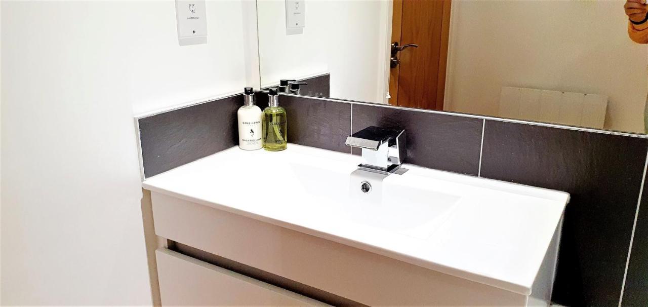 Cliftonville Heights - 2 Bed Home Away From Home Нортхамптън Екстериор снимка