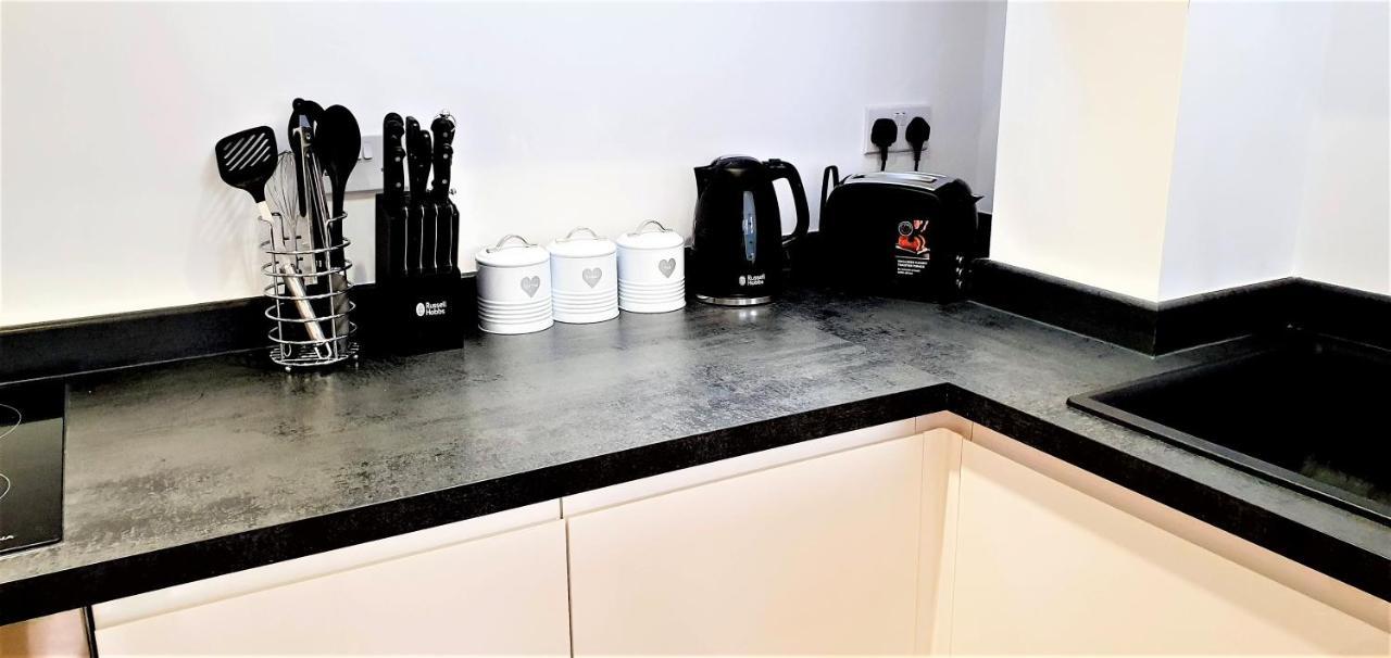 Cliftonville Heights - 2 Bed Home Away From Home Нортхамптън Екстериор снимка