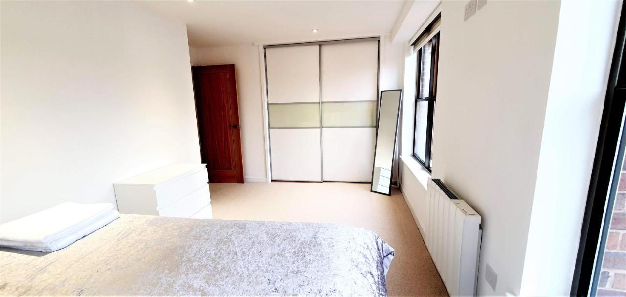 Cliftonville Heights - 2 Bed Home Away From Home Нортхамптън Екстериор снимка